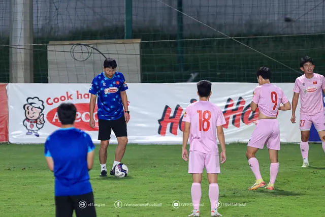 Tiền vệ Châu Ngọc Quang: “Khi tập luyện hay thi đấu, tôi đều cố gắng thể hiện hết khả năng” - Ảnh 2.