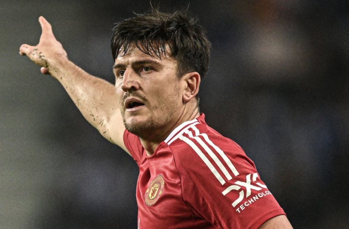 Maguire tỏa sáng, đem về 1 điểm quý giá cho thầy trò Ten Hag.